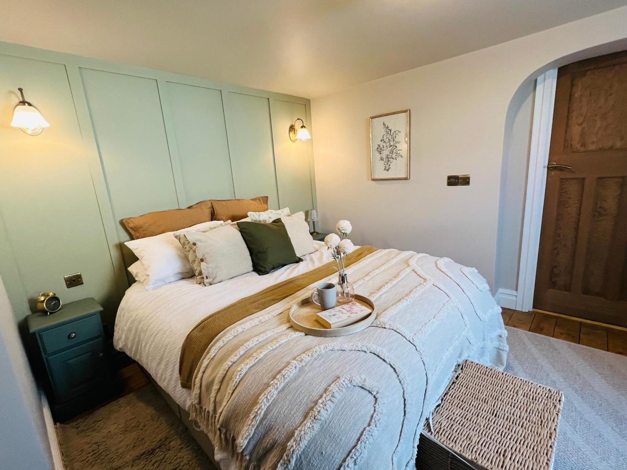 The Prestbury Annexe Apartment Cheltenham